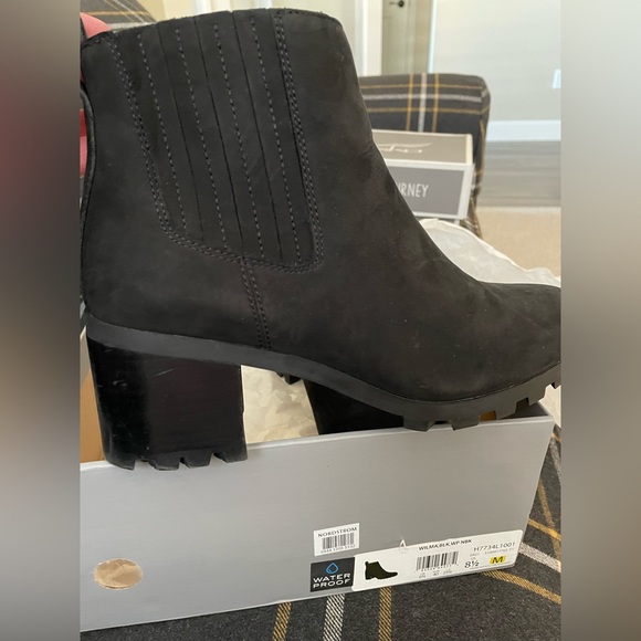 Vionic Wilma Waterproof Bootie - Picture 4 of 5